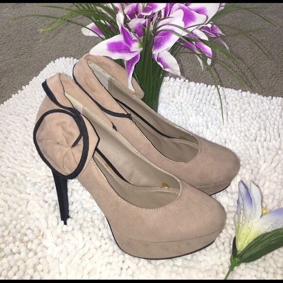 Anne Michelle Tan Stilettos Size 8 - Picture 2 of 9